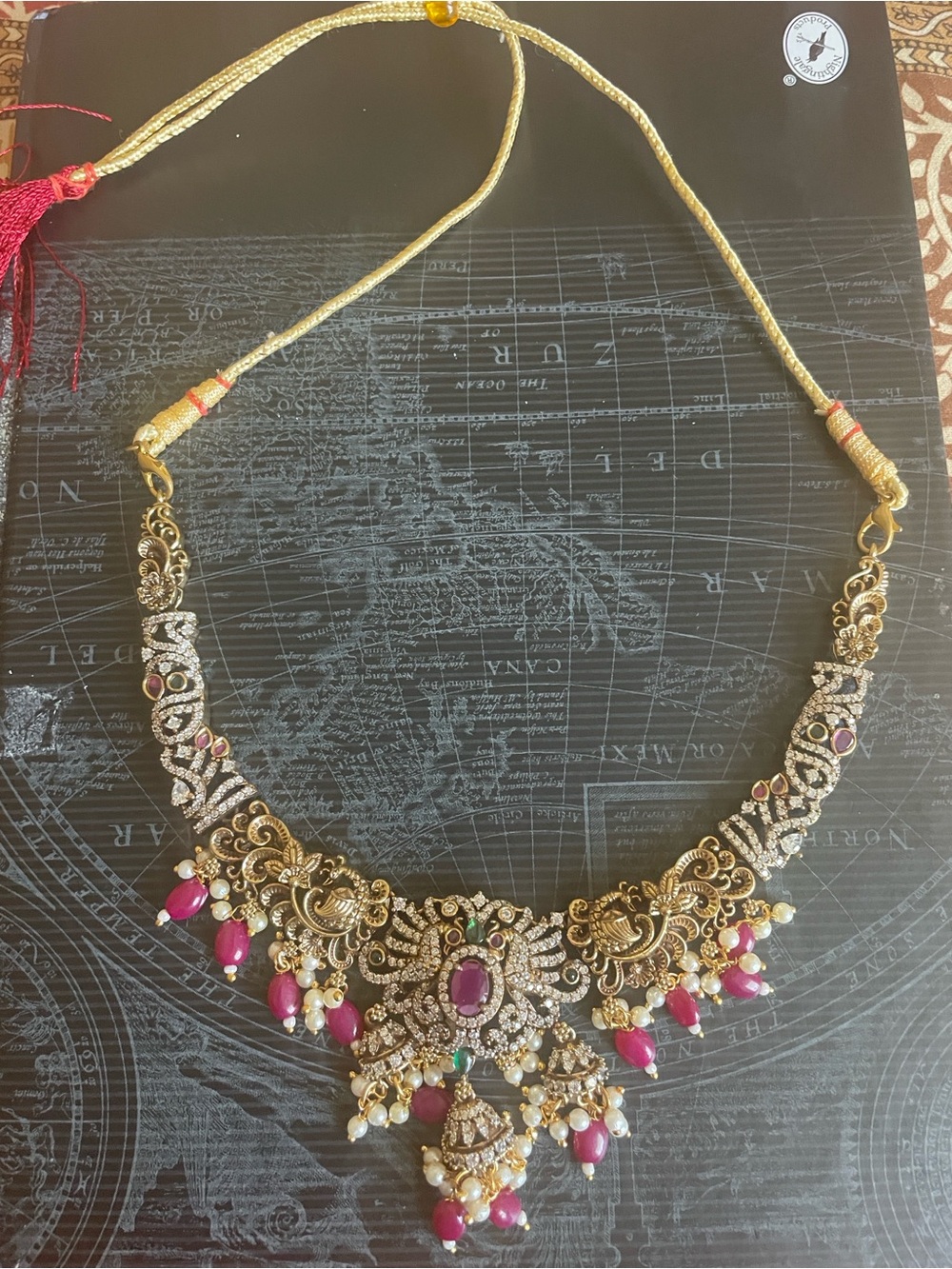 Traditional Gold-Tone Necklace with Pink Stones and Pearls